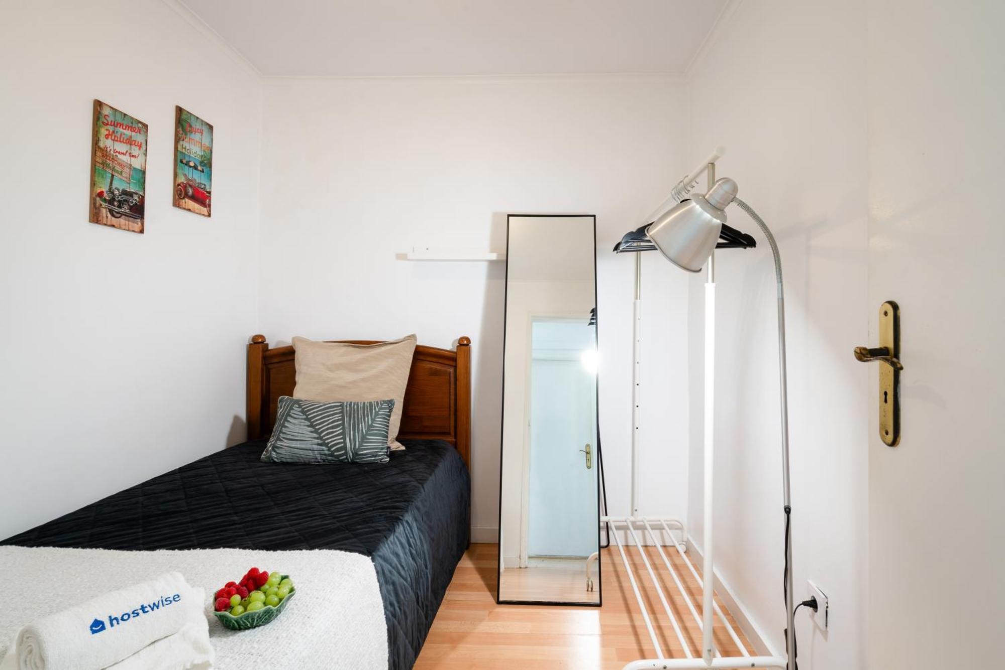 Host Wise - Large Flat W Terrace - Ace Location At Aliados Apartment Porto Luaran gambar