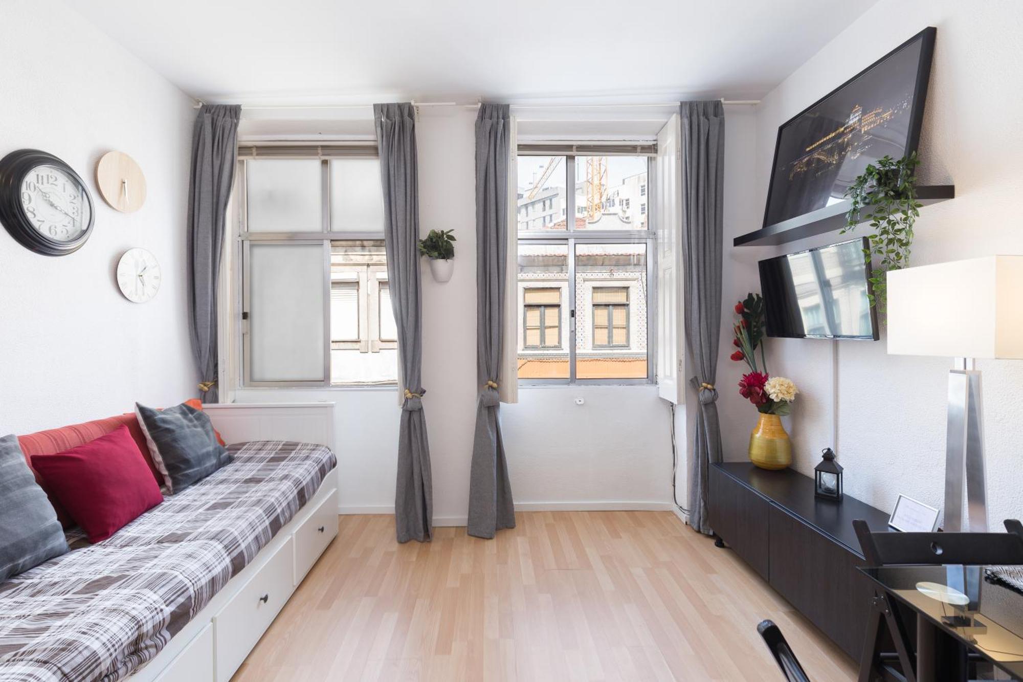 Host Wise - Large Flat W Terrace - Ace Location At Aliados Apartment Porto Luaran gambar