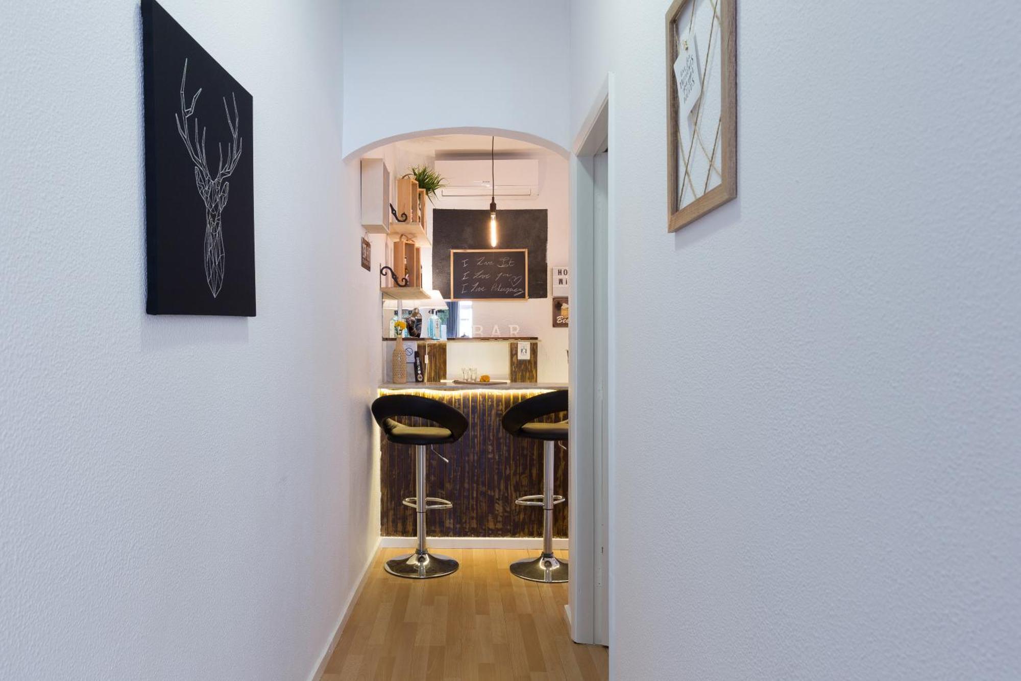 Host Wise - Large Flat W Terrace - Ace Location At Aliados Apartment Porto Bilik gambar